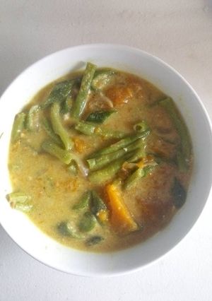 A picture of Ginataang Pakbet.