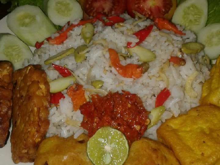 Resep Nasi Liwet Rice Cooker, Bikin Ngiler