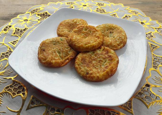 Cara Gampang Membuat Martabak ala Abang-abang di SD Anti Gagal