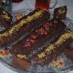 A picture of A  Persian thick crepe (Qheyganakh  khagineh).