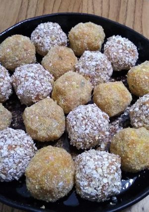 Una foto de Albóndigas de 🍗🥕y arroz