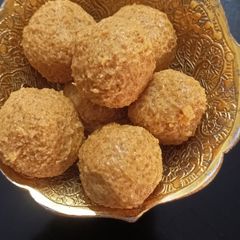 A picture of Gujarati magas.