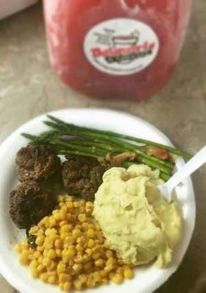 A picture of Grilled Kofta with Diet Potatoes.