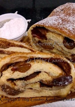 Fahéjas szilvás mazsolás kalács recept fotója