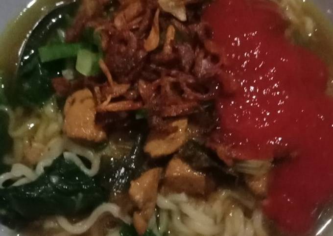 Mie ayam rumahan