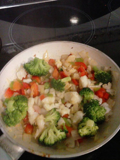Una foto de Salteado de verduras con bacalao desmigado