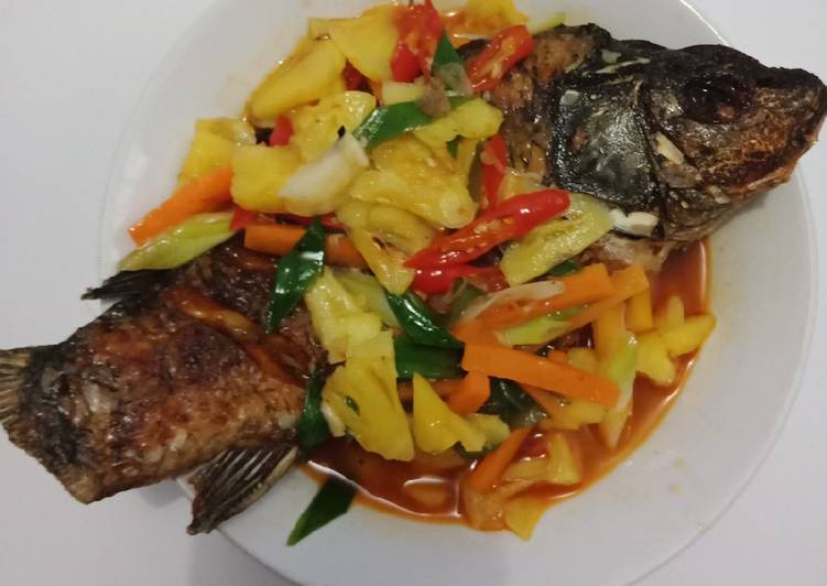Ikan mas goreng saus nanas,#BikinRamadanBerkesan part 25