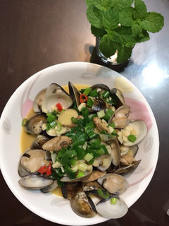 奶油酒蒸蛤蜊 的食譜成品照片