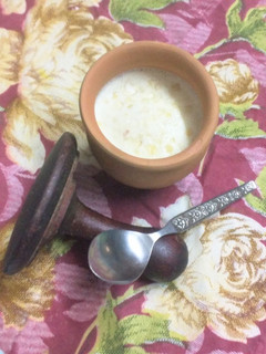मटका कुल्फी (matka kulfi recipe in marathi) रेसिपी चे मुख्य फोटो