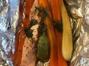 Una foto de verduras al vapor