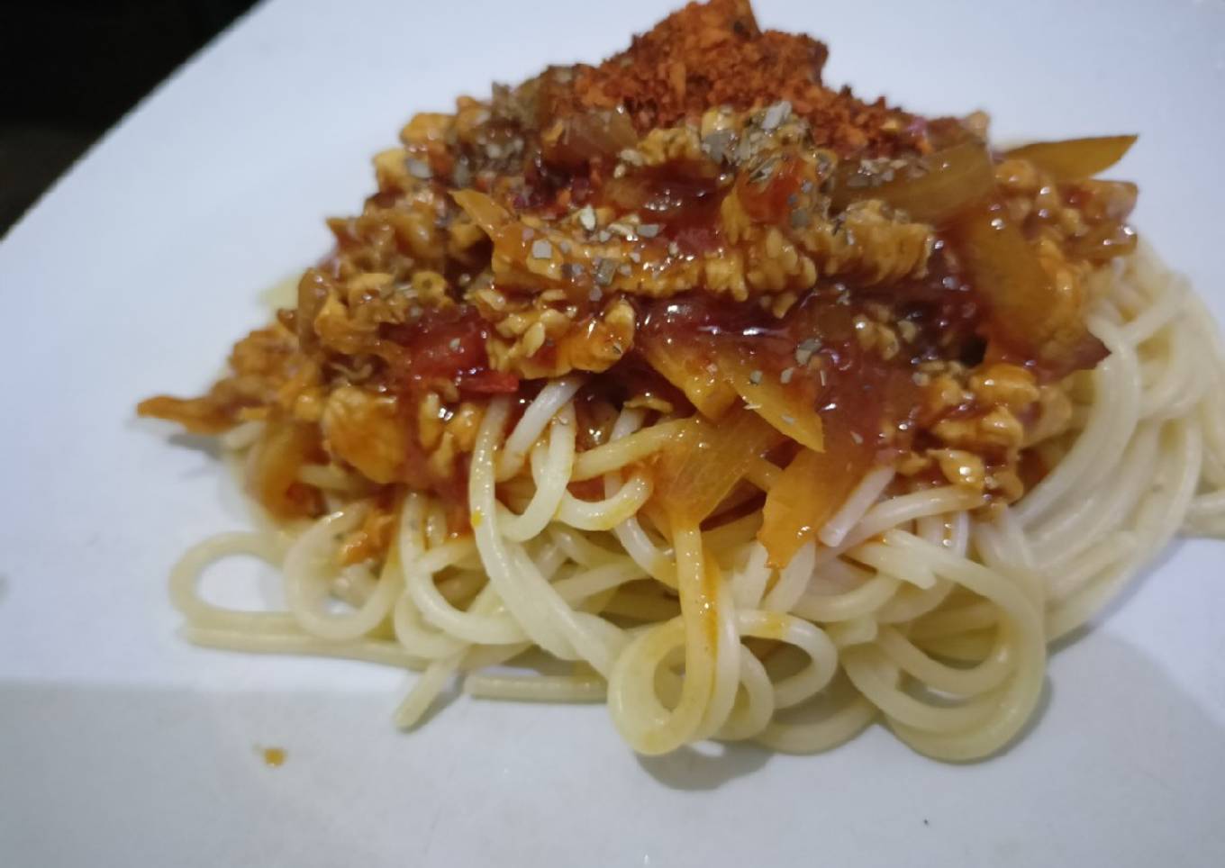 Spaghetti bolognese (versi ayam simple)