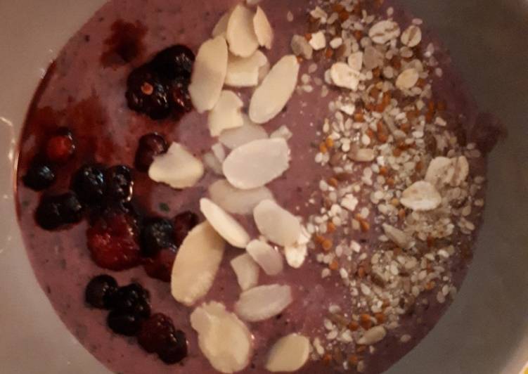 Easiest Way to Make Yummy Purple smoothie bowl!