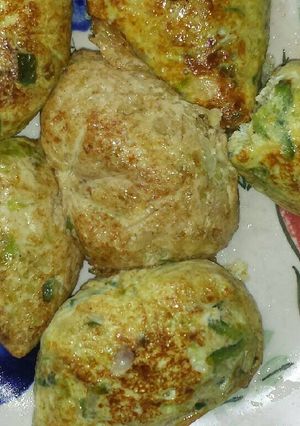 A picture of Cabbage moi moi.