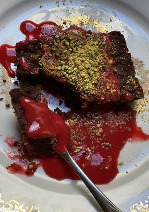 Une photo de 🫘🍫🥛BROWNIE CAKE🍫