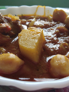 A picture of Spicy Chole Chicken.