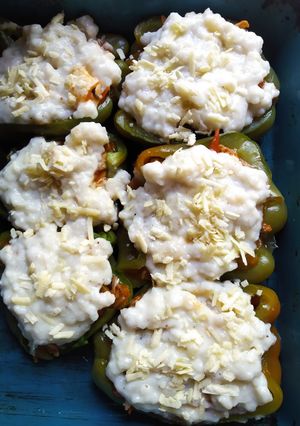 Una foto de Morrones rellenos