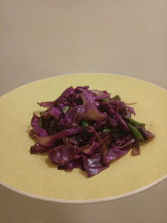 A picture of Simple and delicious red cabbage and green bean stir fry.