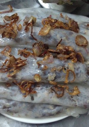 Hình của món Bánh cuốn chảo.