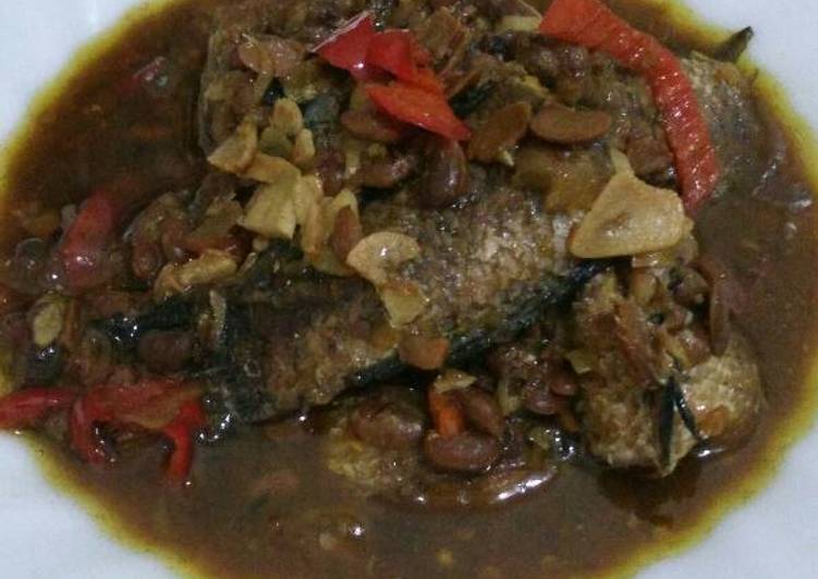 Ikan gabus masak tauco