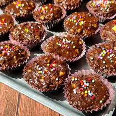 A picture of Coklat Beng Beng Kacang Tanah dan Corn Flakes (197).