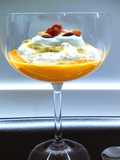 Mousse di mango e crema di frutto della passione
