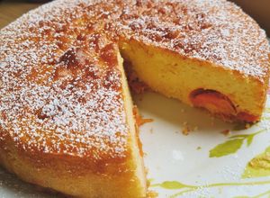 Une photo de Gâteau au yaourt aux abricots ultra moelleux