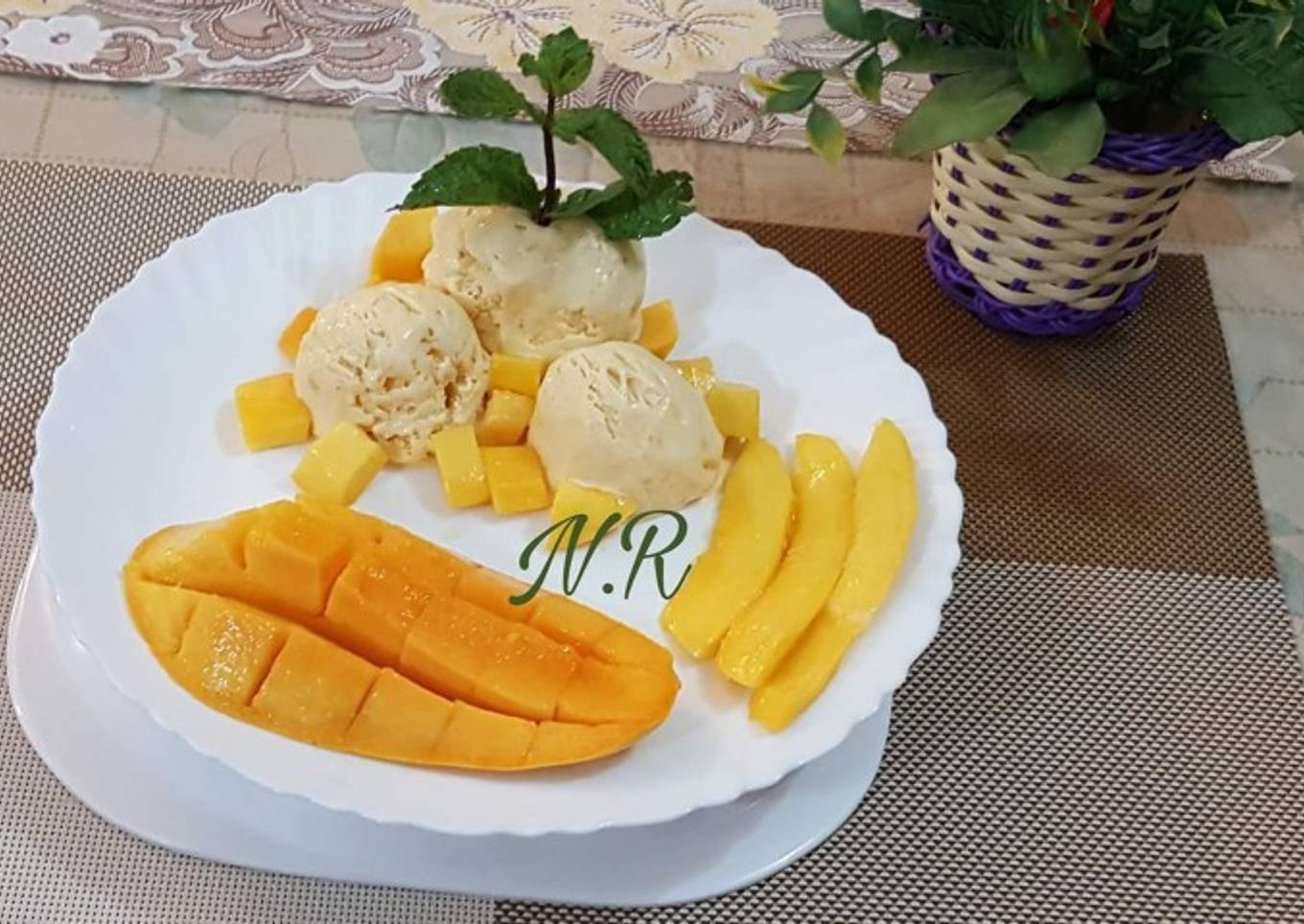 Homemade Mango ice cream