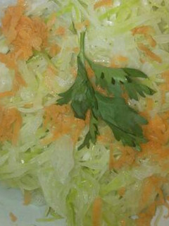 A picture of Steamed cabbage.