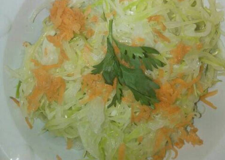 Steps to Make Quick Steamed cabbage