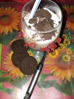 ओरियो बिस्कुट शेक Oreo Biscuit shake recipe in hindi रेसिपी मुख्य फोटो