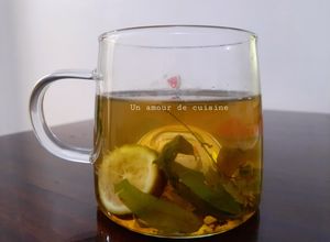 Une photo de Infusion verveine citron clou de girofle miel 🍵