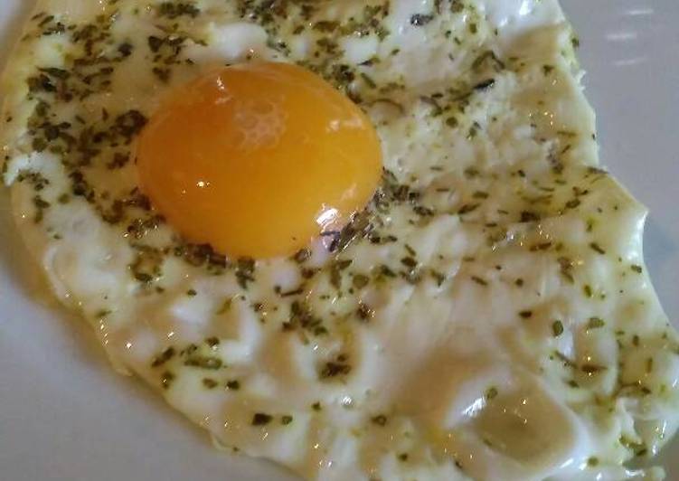 Steps to Make Quick Herb egg