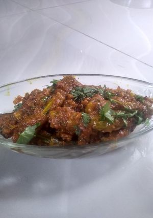 સરગવાની શીંગ નું લોટ વાળું શાક (Drumstick Besan Shak Recipe In Gujarati) રેસીપી મુખ્ય ફોટો