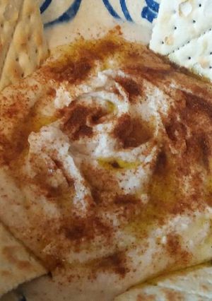 Una foto de Hummus de judías blancas