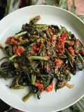 Tumis daun Poh-Pohan