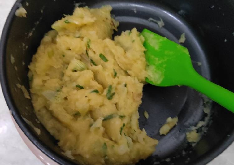 Resep Mashed Potato Simple Santan Enak dan Antiribet