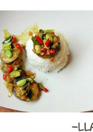Foto resep Nasi Terong crispy saus petai (LLA)