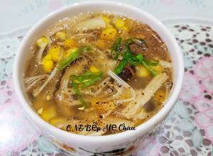 Hình của món Soup bắp nấm chay.