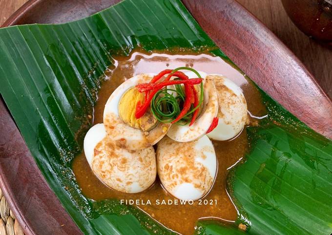 Resep Telur Petis Jawa Timur: Lauk Pendamping Lontong Sayur yang Bikin Ngiler