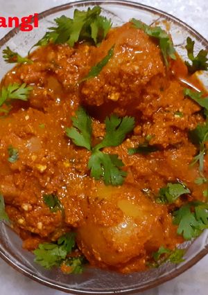 A picture of Dum Aloo.