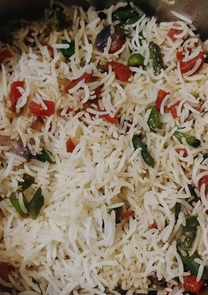 মিক্স ভেজ ফ্রাইড রাইস (mix veg fried rice recipe in Bengali) রেসিপির প্রধান ছবি