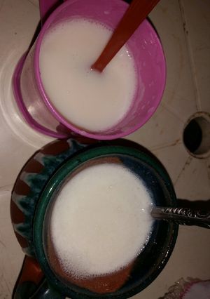 Una foto de Atole de maizena de coco