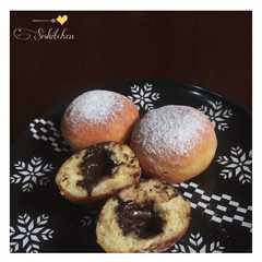 รูปของ Roti goreng piscok meler