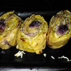 Pinwheel Fruti Sandwich From Leftover Rotis A picture of Pinwheel Fruti Sandwich From Leftover Rotis.