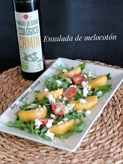 Una foto de Ensalada de melocotón