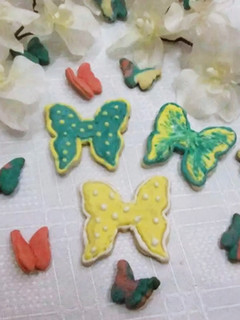 Una foto de Galletas mariposas punteadas