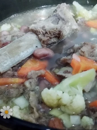 Langkah Gampang Membikin Resep Sop Tulang Sapi (dimasak dengan slow cooker) yang  Bikin Ketagihan Anti Ribet, Bikin Ngiler