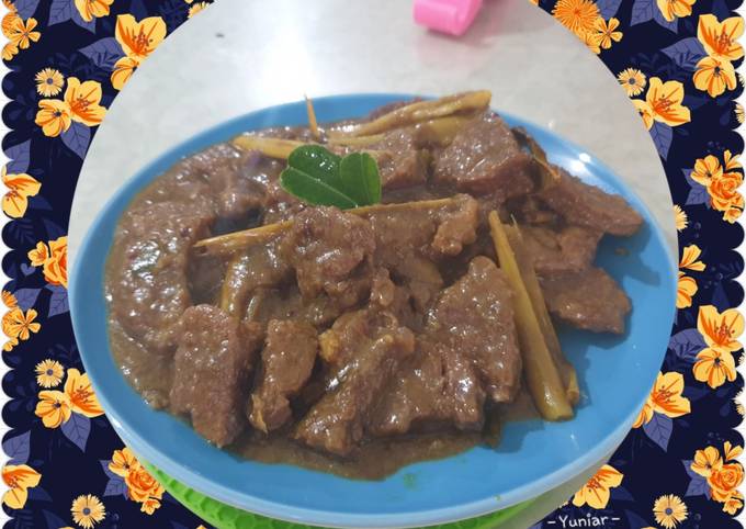 Wajib coba! Bagaimana cara buat Empal Bumbu Kuning dijamin enak