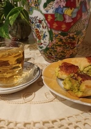 عکسی از دستور دم نوش چای کوهی و آویشن و زنجبیل