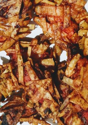 A picture of Crispy Thread Chicken.